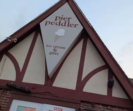 Pier Peddler