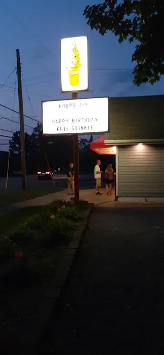 G&J's Frosty Boy of Tecumseh Picture 6