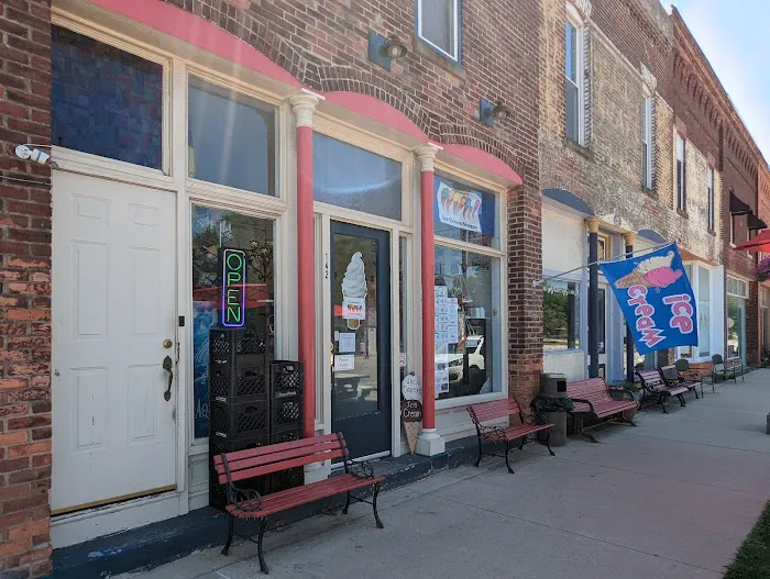 Uncle Davey's Ice Cream Shoppe Picture 2
