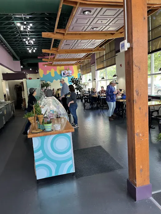 Chocolate Shoppe Ice Cream Co. Picture 1