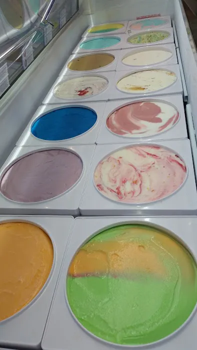 Chocolate Shoppe Ice Cream Co. Picture 9