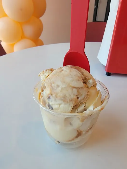 Stellie's Ice Cream Picture 2