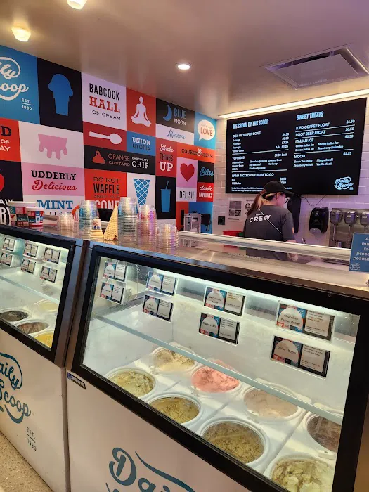 Daily Scoop in Memorial Union Picture 8