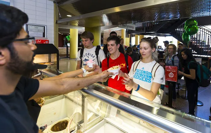 Daily Scoop in Union South Picture 2
