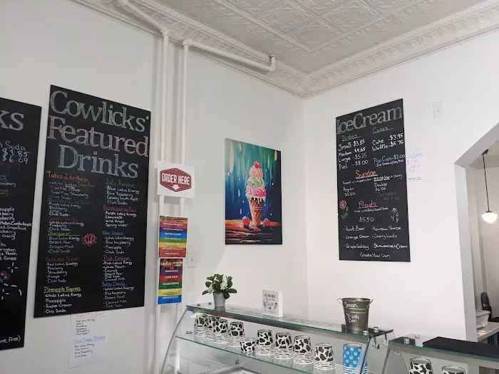 Cowlicks Cones and Floats Picture 6