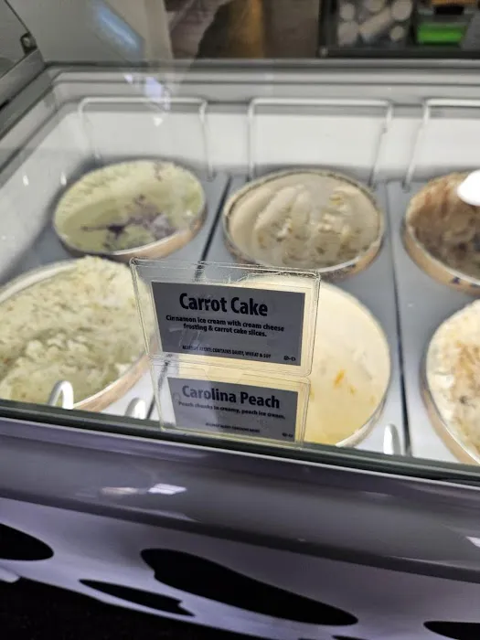 Cowlicks Cones and Floats Picture 10