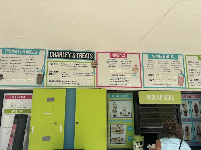 Charley's Ice Cream & Grill Picture 3