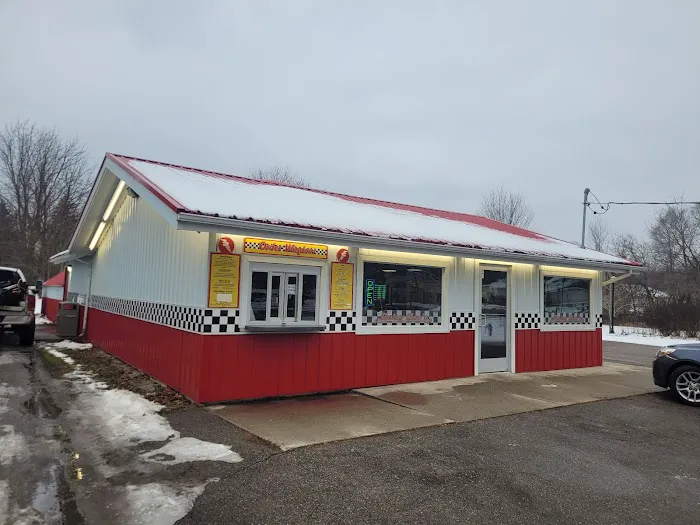 Daisy Mae's Dairy Barn Picture 4