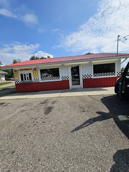 Daisy Mae's Dairy Barn Picture 9