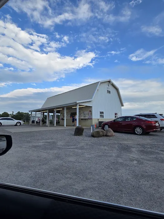 Hefner Dairy Barn Picture 1