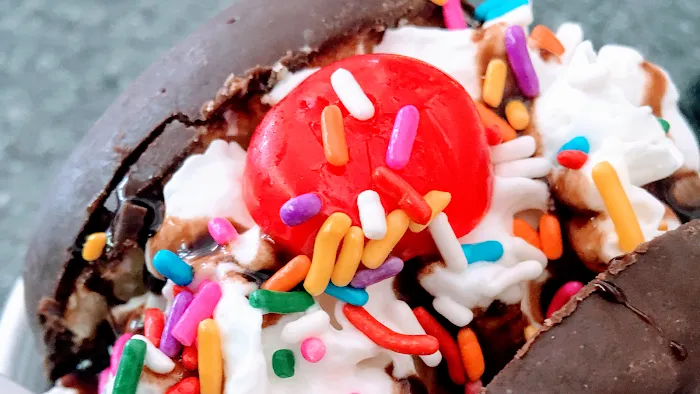 Ada ice cream Dairy b’s Picture 2
