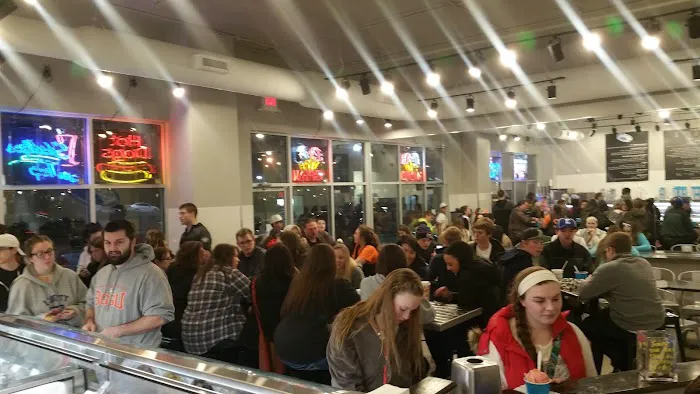 Eric's Ice Cream Factory Picture 8
