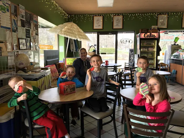 Nedley's Ice Cream & Coffee Cafe AKA Hershey's Picture 2