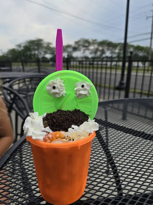 JD's Old Fashioned Frozen Custard Picture 3