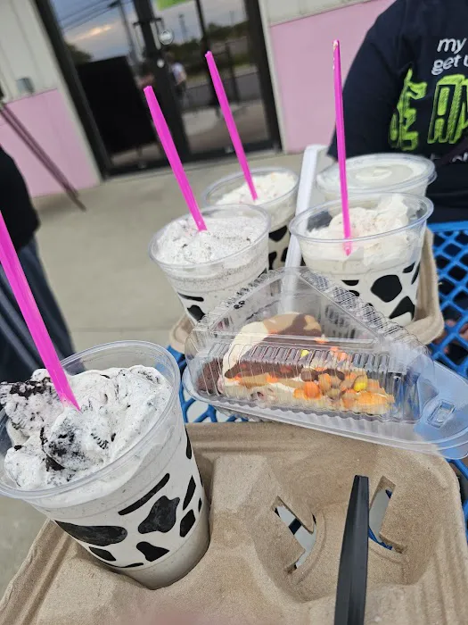 JD's Old Fashioned Frozen Custard Picture 5