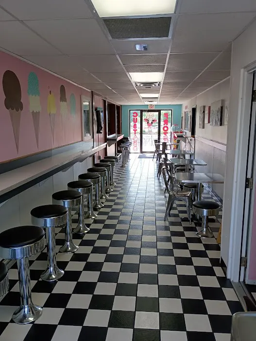 JD's Old Fashioned Frozen Custard Picture 6