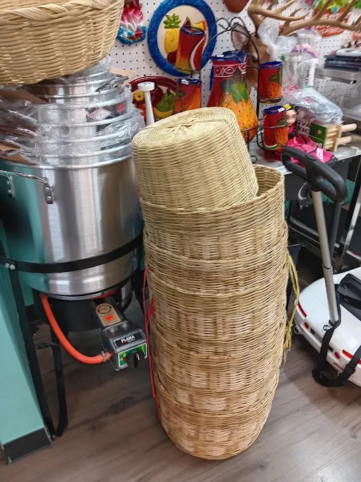 Paleteria y artesanias mi mexico Picture 9