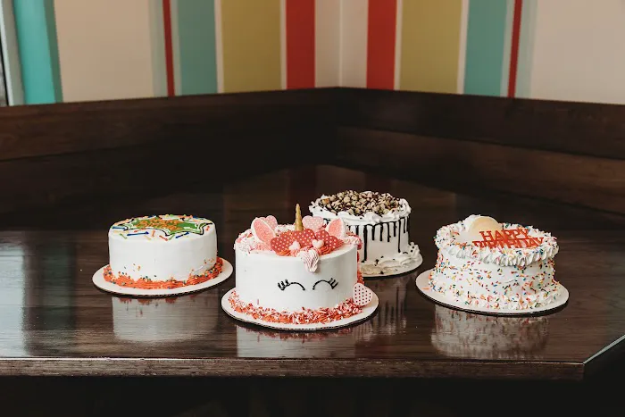 Fundae's Ice Cream & Sweets Picture 2
