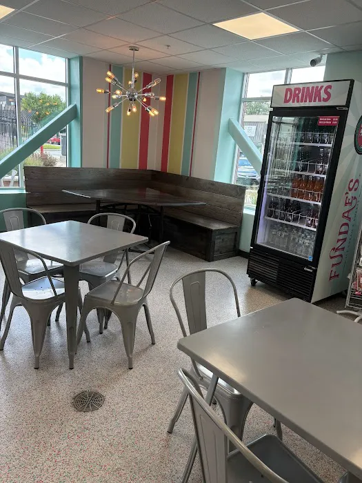 Fundae's Ice Cream & Sweets Picture 7