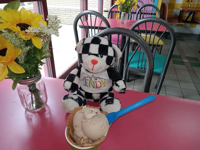 Howdy Homemade Ice Cream Picture 7