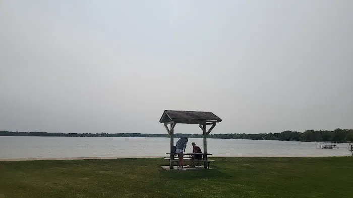 Lakeside Swirl Picture 2