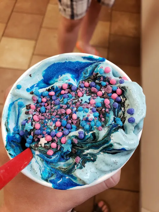 Dairy Queen Store Picture 2
