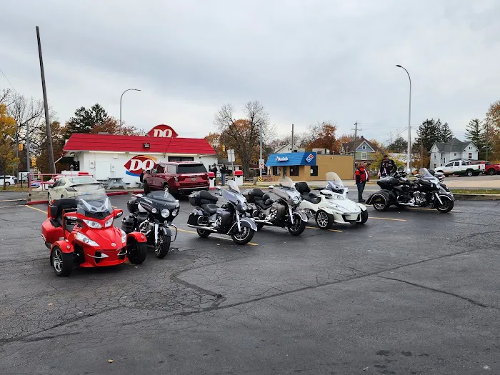 Dairy Queen Store Picture 10