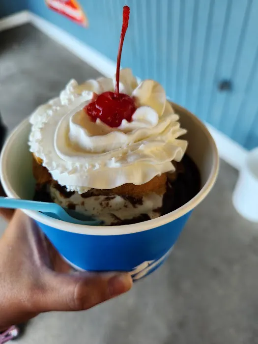 Cap'n Frosty Ice Cream Picture 1