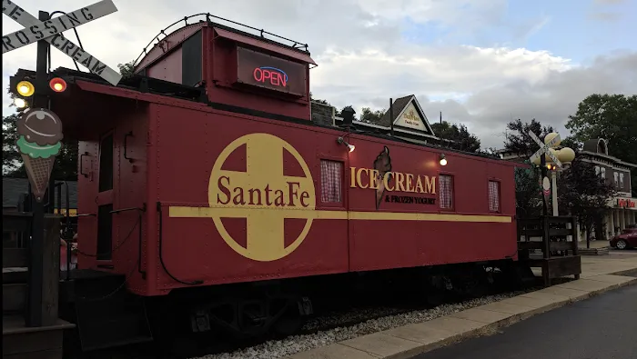 Whistle Stop Ice Cream Caboose Picture 3