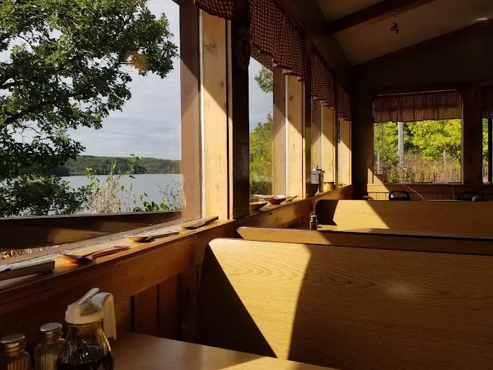 Yellowstone Lake Dairy Restaurant Picture 5