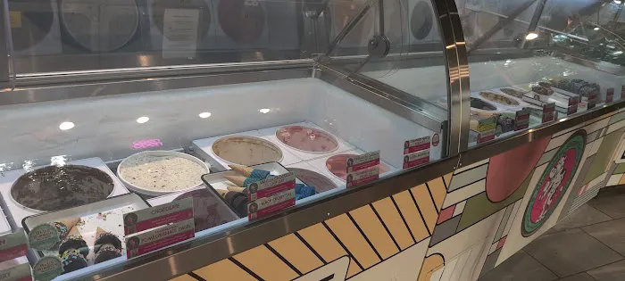 Chocolate Shoppe Ice Cream Picture 2