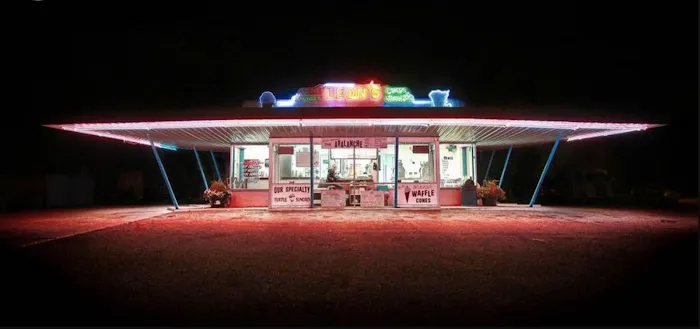 Leon's Frozen Custard Picture 3