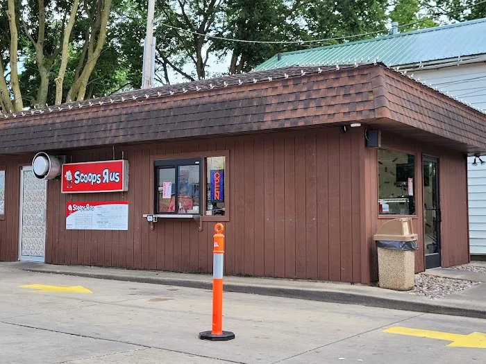 Scoops R Us Picture 5