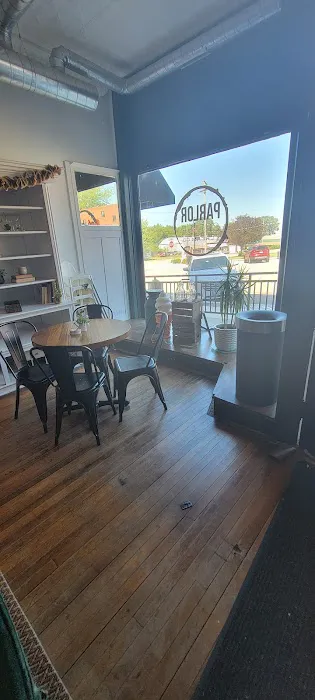 Parlor Coffee & Cream Picture 8