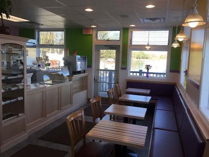 Park Lake Creamery Picture 2