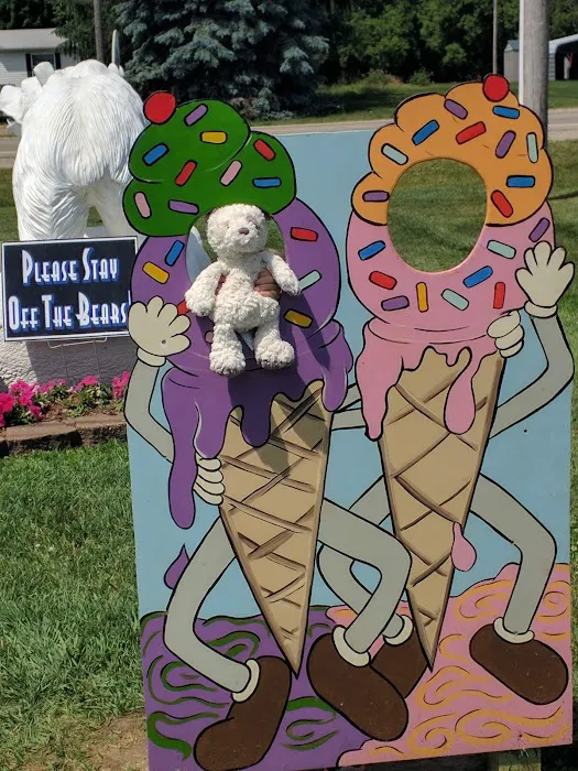 Blue Moon Ice Cream Shop Picture 9