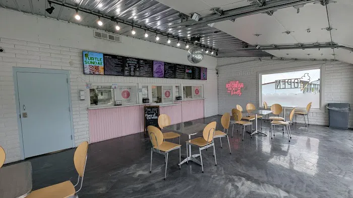 Hannah's Soft Serve Picture 2