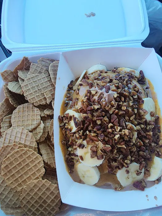 Hannah's Soft Serve Picture 5