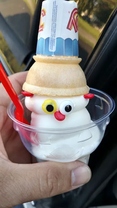 Dairy Queen Store Picture 10