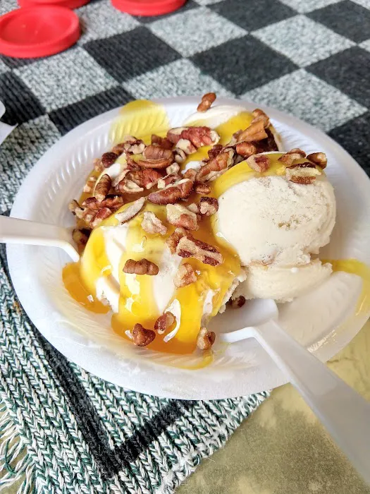 Stoner's Ice Cream Parlor Picture 3