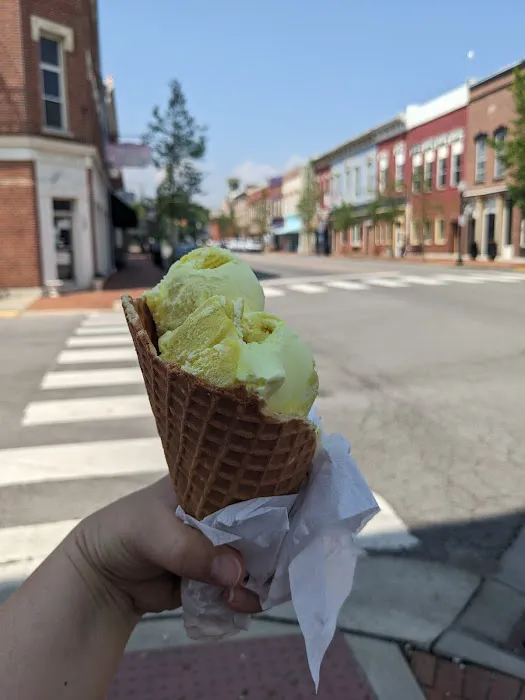 Stoner's Ice Cream Parlor Picture 1