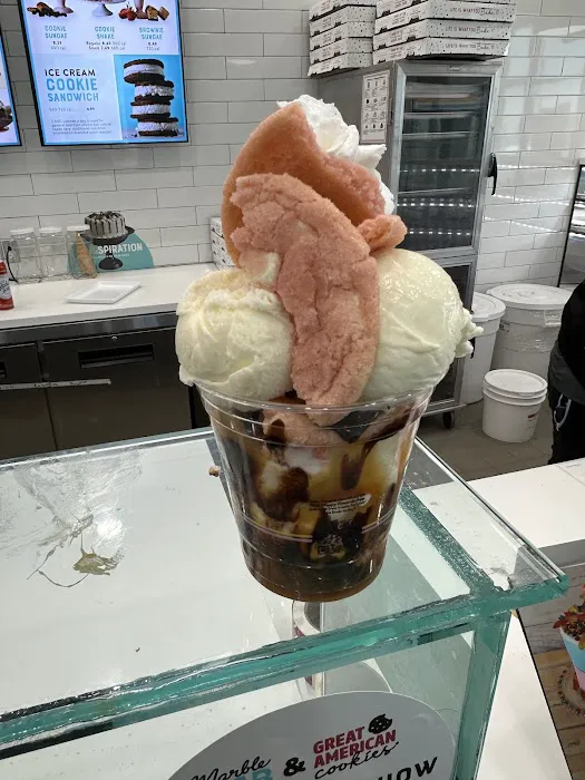 Marble Slab Creamery Picture 3