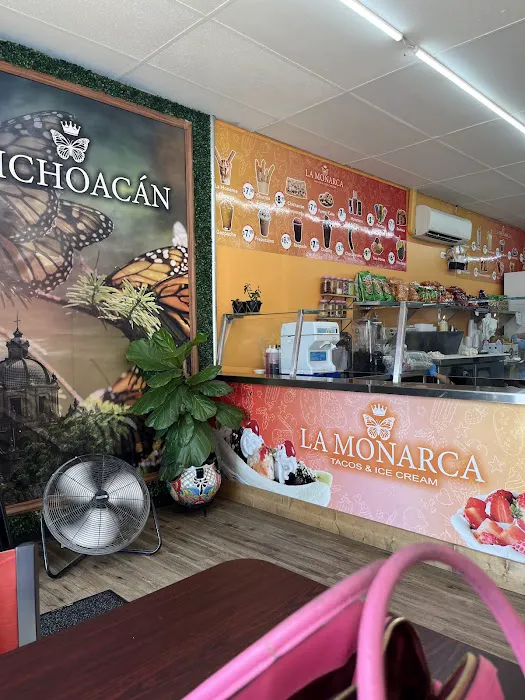 La Monarca Tacos and Ice Cream Picture 6