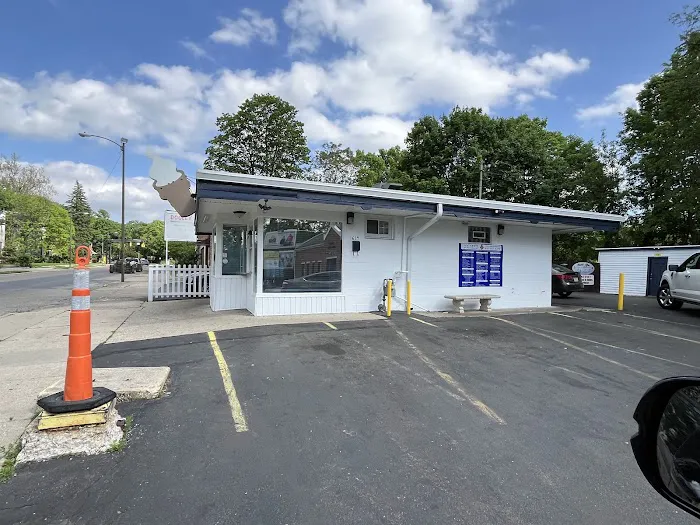 Lee Ann's Dairy Delight Picture 8