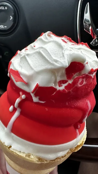 Dairy Queen (Treat) Picture 4