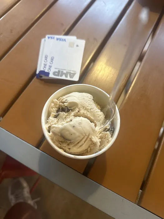 Scoopz Ice Cream Picture 7