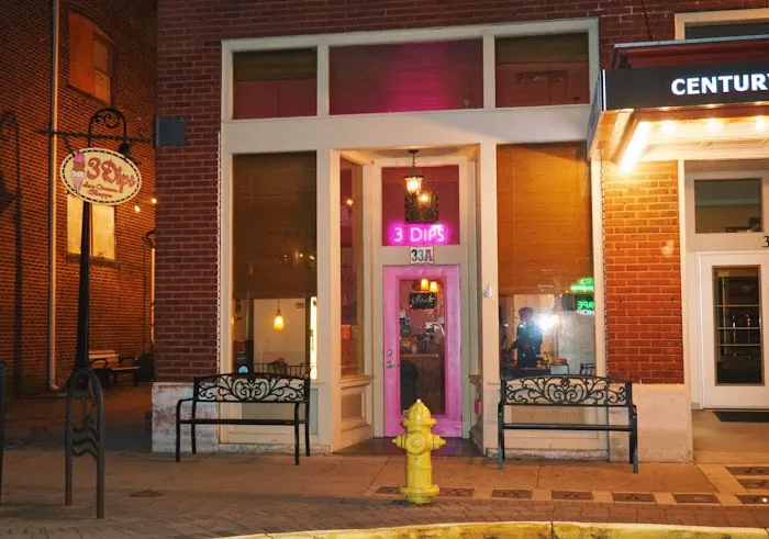 3 Dips Ice Cream Shoppe Picture 7