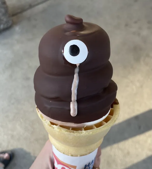Dairy Queen Store Picture 10