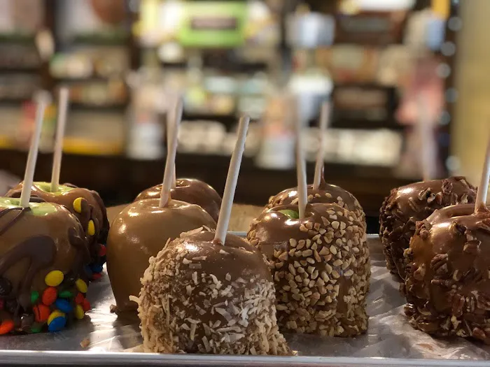 Kilwins Ice Cream - Chocolate - Fudge Picture 2