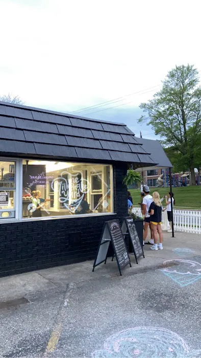 The Milkshake Spot Picture 7